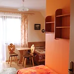 Séjour chez l'habitant Goscinne Kaminscy *
